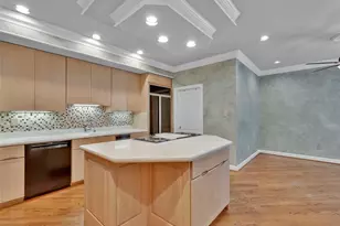 13004 Pembrooke Valley Ct, Saint Louis, MO 63141 - Photo 11
