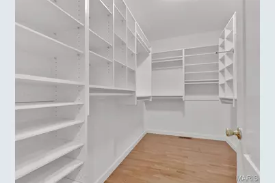 13004 Pembrooke Valley Court, Saint Louis, MO 63141 - Photo 17