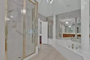 13004 Pembrooke Valley Ct, Saint Louis, MO 63141 - Photo 19