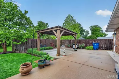 350 W Saint Anthony Lane, Florissant, MO 63031 - Photo 33