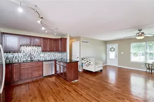 1605 Fairwood Forest Dr, Saint Peters, MO 63376 - Photo 17
