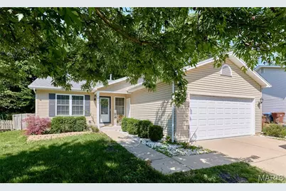 1605 Fairwood Forest Drive, Saint Peters, MO 63376 - Photo 1