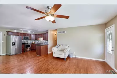 1605 Fairwood Forest Drive, Saint Peters, MO 63376 - Photo 9