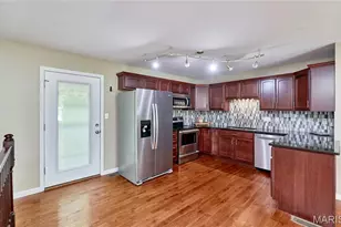 1605 Fairwood Forest Dr, Saint Peters, MO 63376 - Photo 15