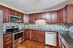 1605 Fairwood Forest Dr, Saint Peters, MO 63376 - Photo 19