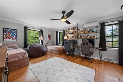 574 Hollywood Place, Webster Groves, MO 63119 - Photo 35