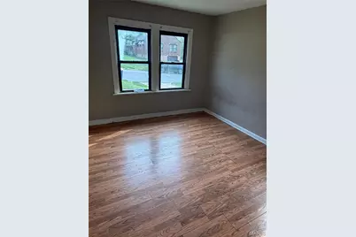 9527 Roslan Place, Saint Louis, MO 63114 - Photo 3