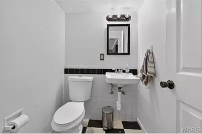 12011 Wesford Drive, Maryland Heights, MO 63043 - Photo 21