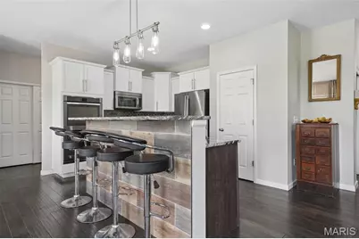 11195 Liebrooke Court, Saint Louis, MO 63146 - Photo 11