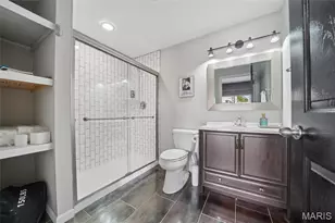 11195 Liebrooke Ct, Saint Louis, MO 63146 - Photo 21