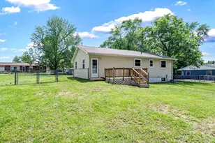 1877 Forest Ln, Pacific, MO 63069 - Photo 21