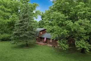 7 Wilderness Ln, Defiance, MO 63341 - Photo 3