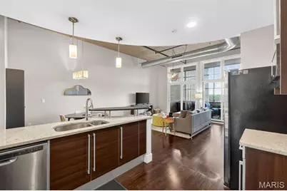4100 Forest Park Avenue #414, Saint Louis, MO 63108 - Photo 27
