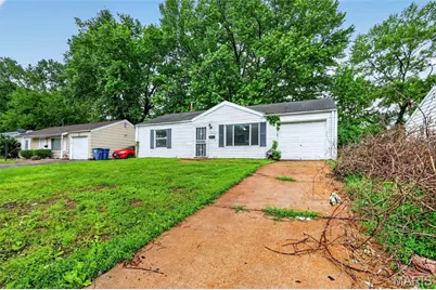 9827 Lorna Lane, Saint Louis, MO 63136 - Photo 1