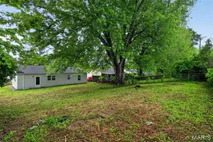 9827 Lorna Ln, Saint Louis, MO 63136 - Photo 9