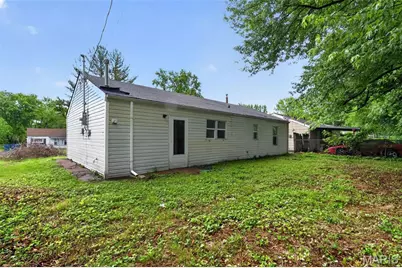 9827 Lorna Lane, Saint Louis, MO 63136 - Photo 11