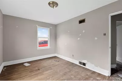 9827 Lorna Lane, Saint Louis, MO 63136 - Photo 19
