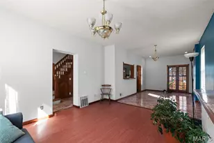 915 Bates St, Saint Louis, MO 63111 - Photo 7