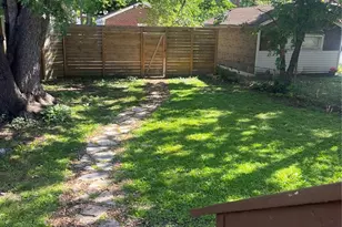 915 Bates St, Saint Louis, MO 63111 - Photo 37