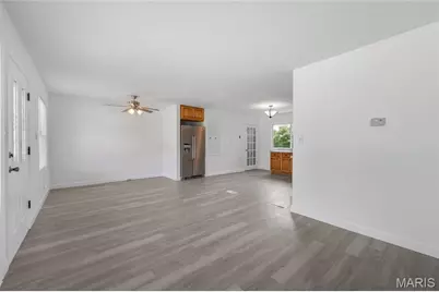 7916 Birkenhead Drive, Marlborough, MO 63123 - Photo 5