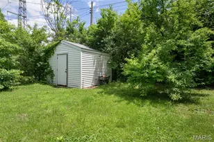 7916 Birkenhead Dr, Marlborough, MO 63123 - Photo 21