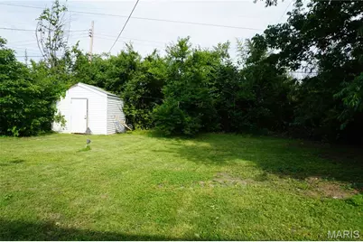 7916 Birkenhead Drive, Marlborough, MO 63123 - Photo 19