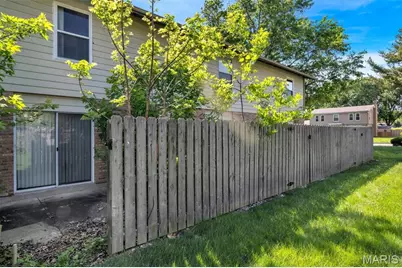 21 Park Charles Boulevard S #B, Saint Peters, MO 63376 - Photo 31