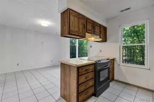 21 Park Charles Blvd S, Saint Peters, MO 63376 - Photo 11