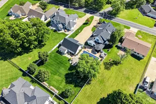 9801 Hilltop Dr, Sunset Hills, MO 63128 - Photo 85
