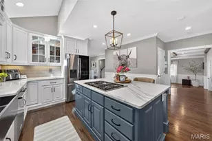 9801 Hilltop Dr, Sunset Hills, MO 63128 - Photo 27