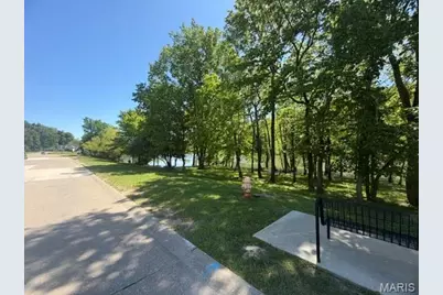 2155 Appaloosa Trail, High Ridge, MO 63049 - Photo 9