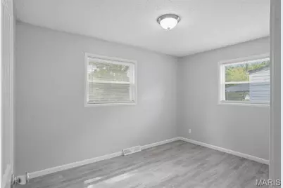 1112 Rhea Avenue, Saint Louis, MO 63138 - Photo 7