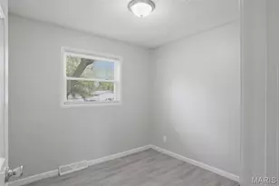 1112 Rhea Ave, Saint Louis, MO 63138 - Photo 9