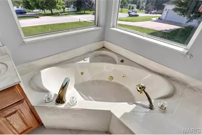 395 Bridgewater Heights Drive, Villa Ridge, MO 63089 - Photo 23