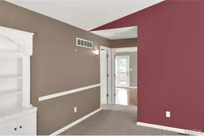 395 Bridgewater Heights Drive, Villa Ridge, MO 63089 - Photo 15