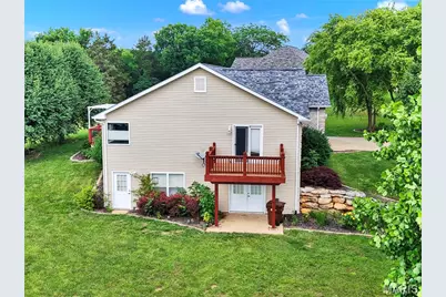 395 Bridgewater Heights Drive, Villa Ridge, MO 63089 - Photo 3