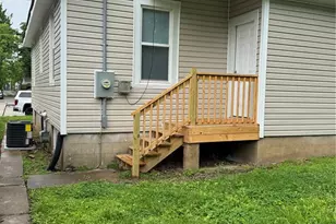 1114 Independence St, Cape Girardeau, MO 63703 - Photo 3