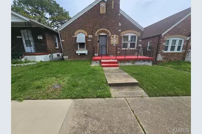 3502 West Place, Saint Louis, MO 63121 - Photo 1