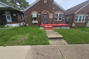 3502 West Pl, Saint Louis, MO 63121 - Photo 1