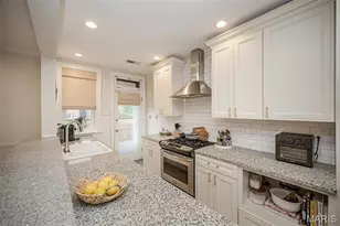 215 N Central Ave, Clayton, MO 63105 - Photo 9