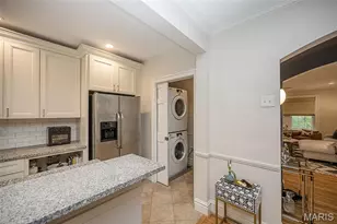 215 N Central Ave, Clayton, MO 63105 - Photo 11