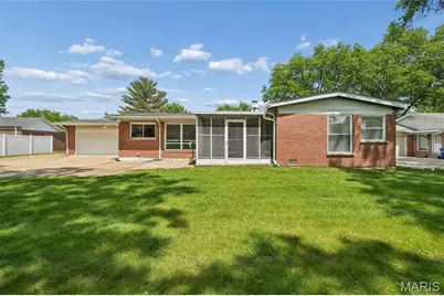 329 Meadowbrook Drive, Ballwin, MO 63011 - Photo 39