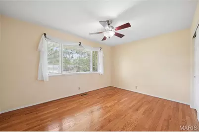 329 Meadowbrook Drive, Ballwin, MO 63011 - Photo 25