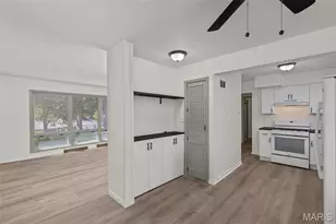 425 Powell Ave, Saint Louis, MO 63135 - Photo 11