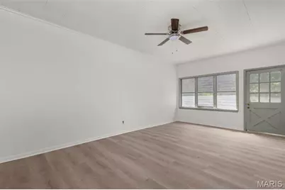 425 Powell Avenue, Saint Louis, MO 63135 - Photo 23