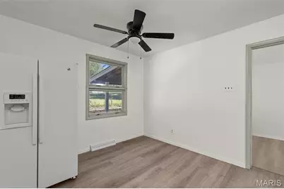 425 Powell Avenue, Saint Louis, MO 63135 - Photo 13