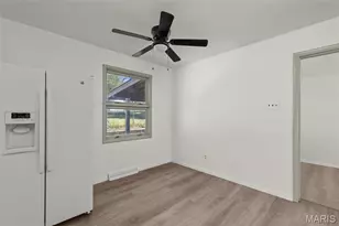 425 Powell Ave, Saint Louis, MO 63135 - Photo 13