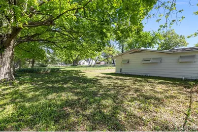 425 Powell Avenue, Saint Louis, MO 63135 - Photo 27