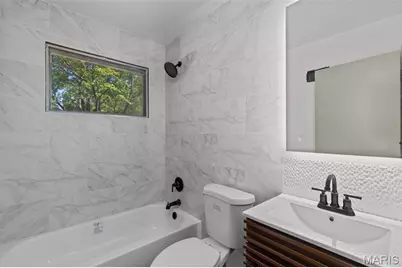 425 Powell Avenue, Saint Louis, MO 63135 - Photo 21