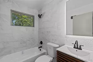 425 Powell Ave, Saint Louis, MO 63135 - Photo 21